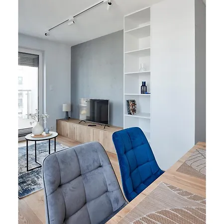 Lasek Marcelinski Comfy Apartment Poznan Exterior foto